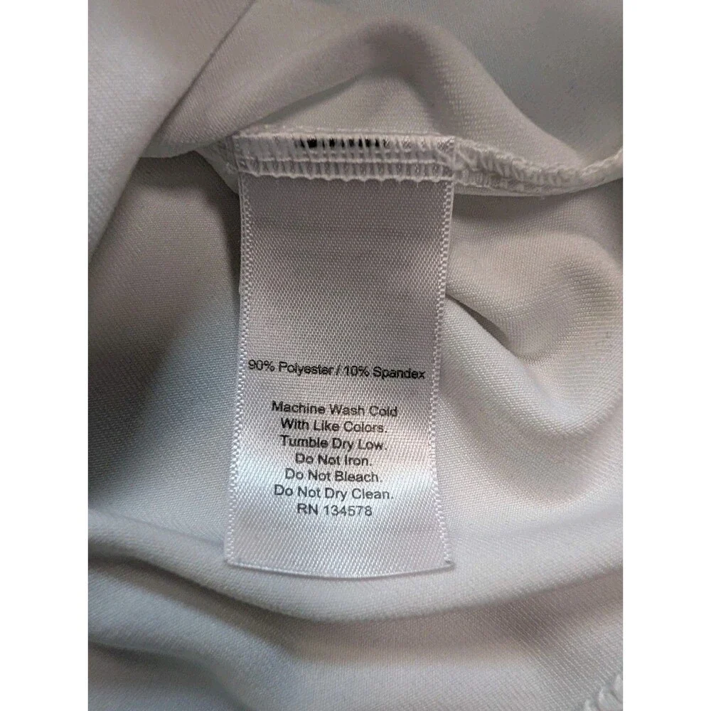 Vineyard Vines Performance boys  Small Long Sleeve T-Shirt White Swim Shirt